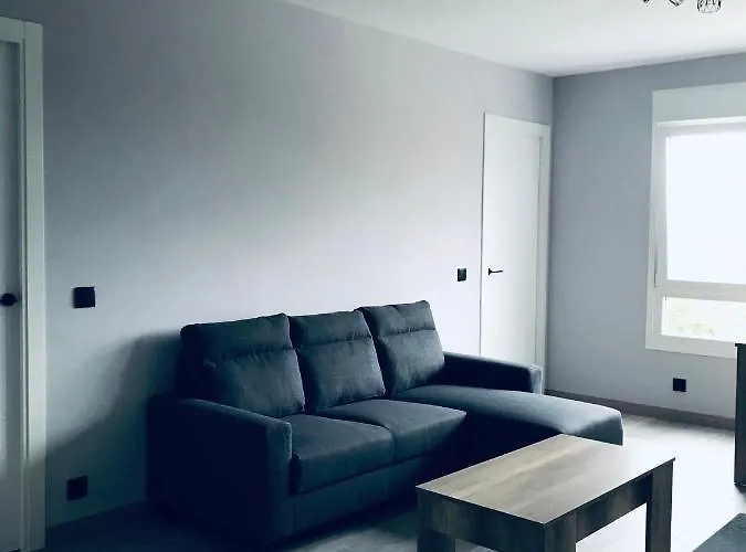 Lucushouse Iii Daire Lugo